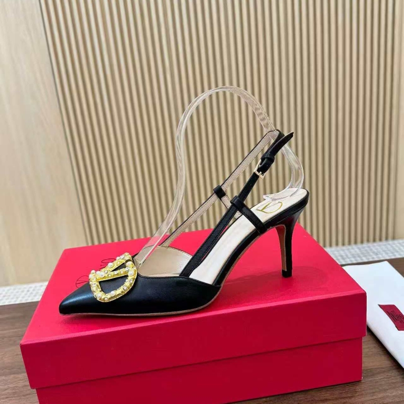 Va1e*ntin0 heeled shoes